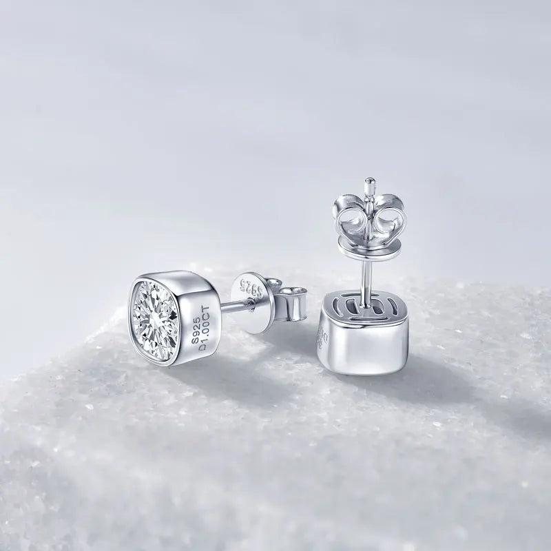 OXTAO Moissanite Stud Earrings 925 Sterling Silver D Color Moissanite Square Earrings for Men Women Certified Jewelry 6x6mm 1CT