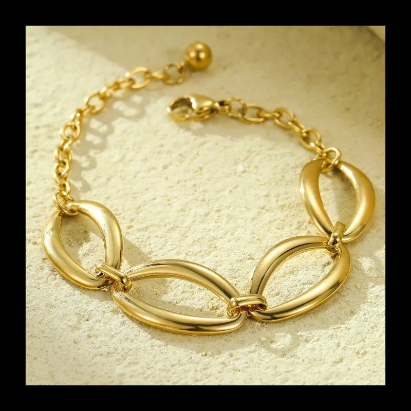 Niche Jewelry Light Luxury High Sense Personalized Geometric Oval Circle Necklace Bracelet Set Wholesale