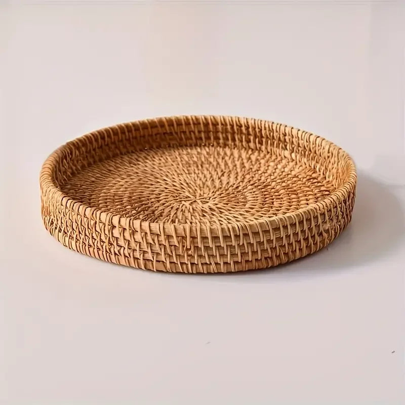 Circular rattan tray, storage basket, natural hand woven basket, bread, fruit and food tray, household kitchen supplies tray