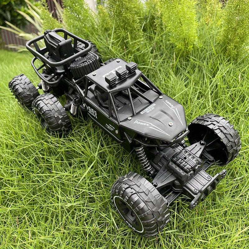 Six-Wheel Alloy Remote Control Car, All-Terrain Electric Toy Vehicle, 2.4GHz R/C Off-Road Car, High-Speed Climbing Car with Headlights And Shock Absorbers