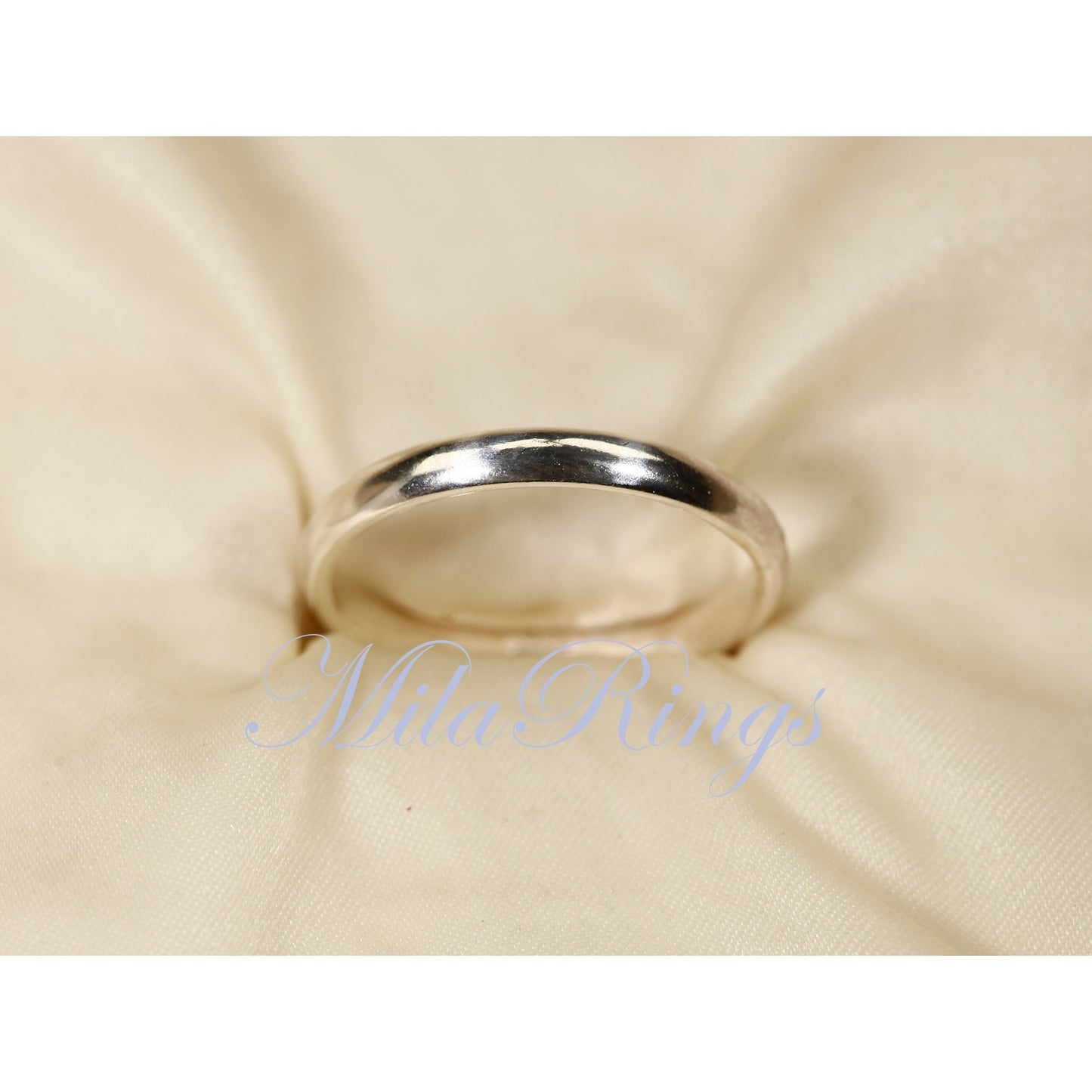 MILA8610 Handmade 925 Sterling Silver 2.6mm Width Classic Style Half Round Band, Handmade and Material Sourced in the U.S., Can be Worn Everyday Without Taking Off, Available in U.S. Standard Sizes.