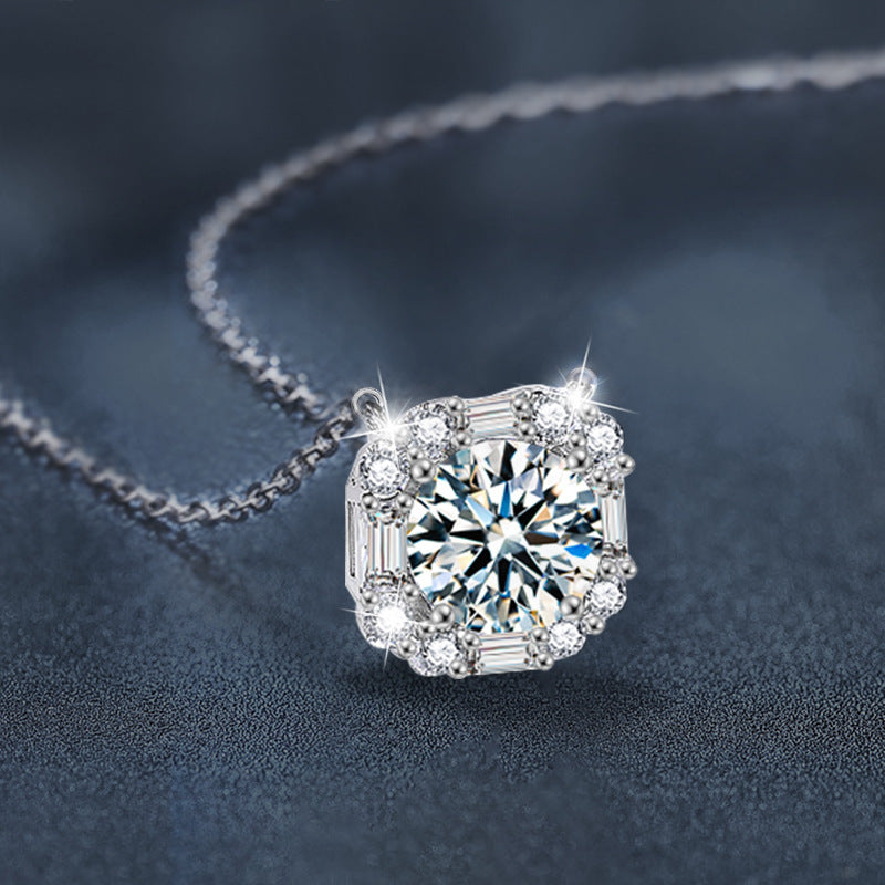 925 Silvery 3Ct Moissanite Sugar Cube Necklace, Couple Style, Fashion Trend, Men'S And Women'S Jewelry Pendant Clavicle Chain, Suitable for Daily Wear, Banquets, Weddings, Dating, Mother'S Day And Father'S Day Gifts, Birthday