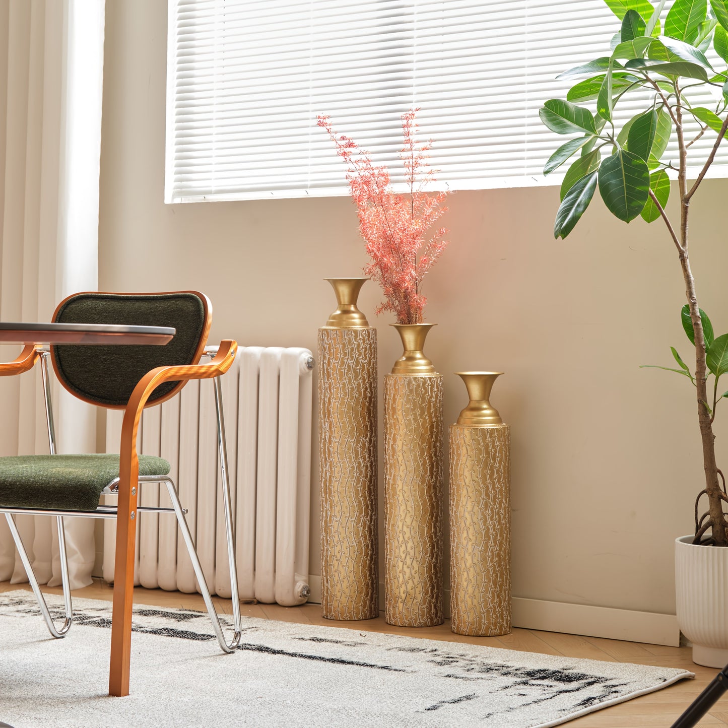 Metal Decorative Vases High Distress Metal Center Vases With Growing Vine Patterns, Set Of 3 Vases For Home Decoration 34 ", 29 ", 25 "H, Golden, Valentine'S Day Gifts, New Home/office Decoration Gifts, Wedding Centerpiece Va