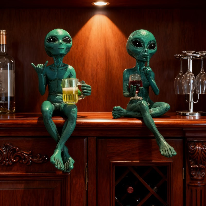 2pcs Green Alien Drinking Resin Sci-Fi Figurines, Space-Themed  Unique Gift for SF Fans