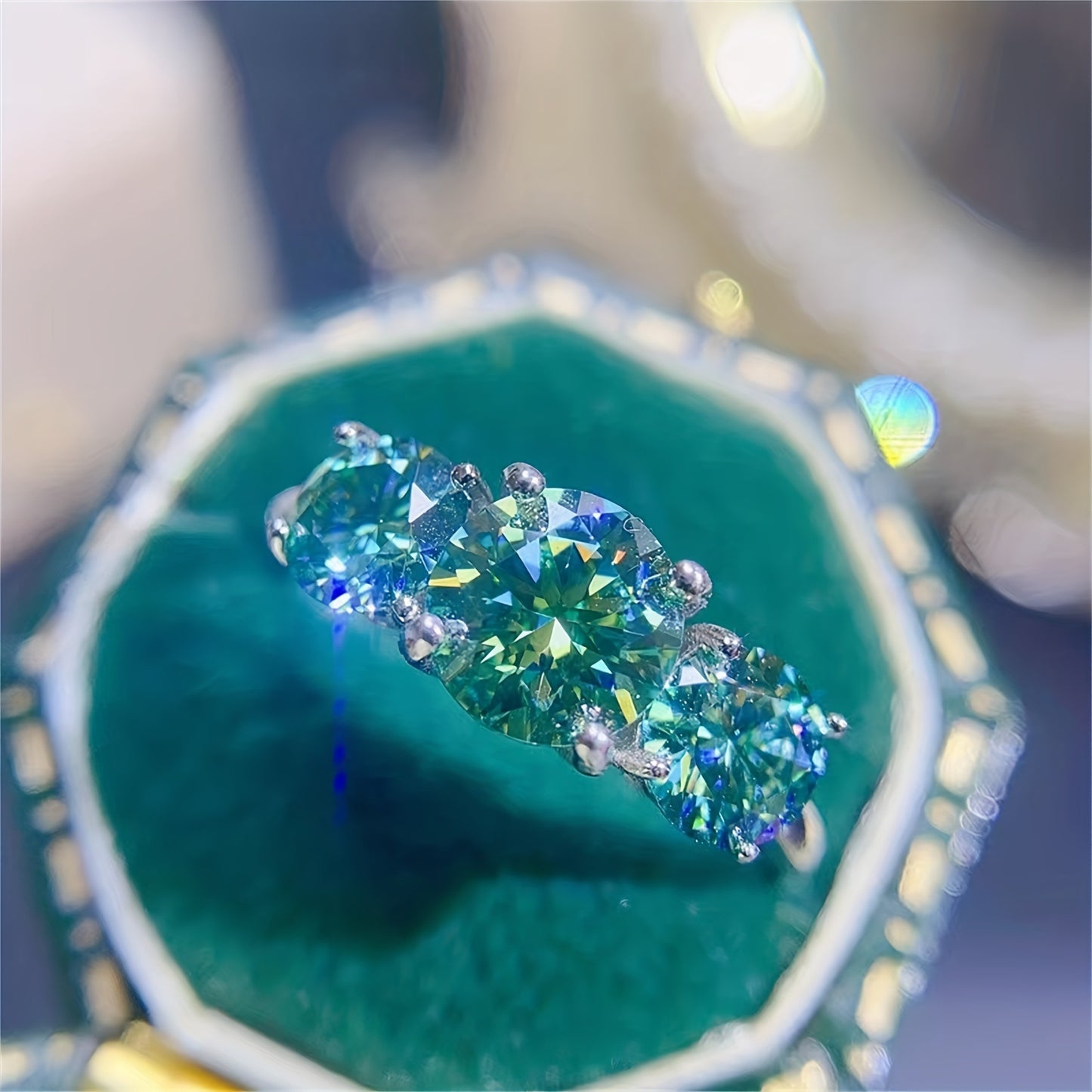 Vintage Moissanite Ring 925 Sterling 925 Silver | 2/ 4 Carat Round Green 3-Stone Design, Romantic Engagement Jewelry, Anniversary Ring & Sweet Gift for Her, Proposal Ring, Wedding Jewelry, Elegant Design, Timeless Style, Mois
