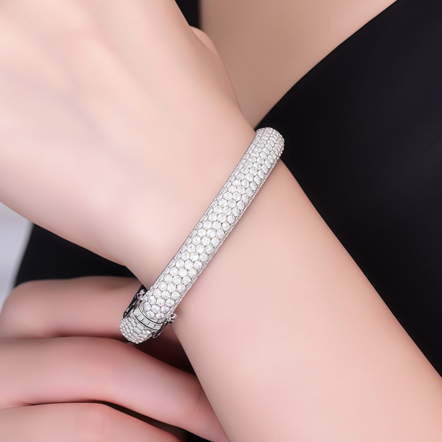 30.7g Full Moissanite Hip-hop Bracelet, D Color VVS1 Round Cut, 925 Sterling Silver High Quality Luxury Bracelet, Fashionable Trendy Items, Suitable for Daily Wear Or Music Festival, Perfect Christmas Halloween Gifts for Wome