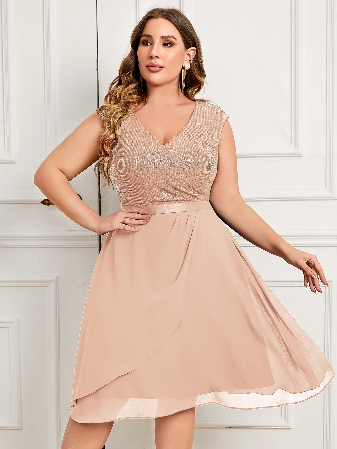 Plus Size - P82012 Elegant Plus Size Women'S Sequin Bridesmaid Dress, V-Neck Sleeveless, Waist Cinching With Ruffle Chiffon Knee-Length Hem, Perfect For Weddings, Evenings, Parties