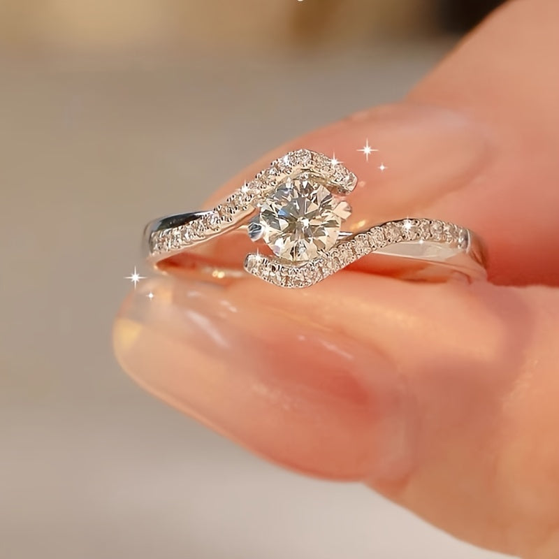 Elegant 925 sterling silver ring, hypoallergenic, celestial symbol, suitable for daily and gift occasions, Valentine's Day jewelry, with a perfect hollow design for personality