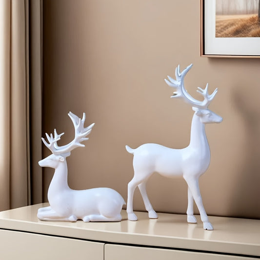 Pair of White Reindeer Statues, Suitable for Valentine's Day Gift, Small Deer Decorative Ornaments, Ideal Choice for Living Room and Fireplace Display, Perfect for Christmas, Valentine's Day, New Year Giftsfor Christmas, hall