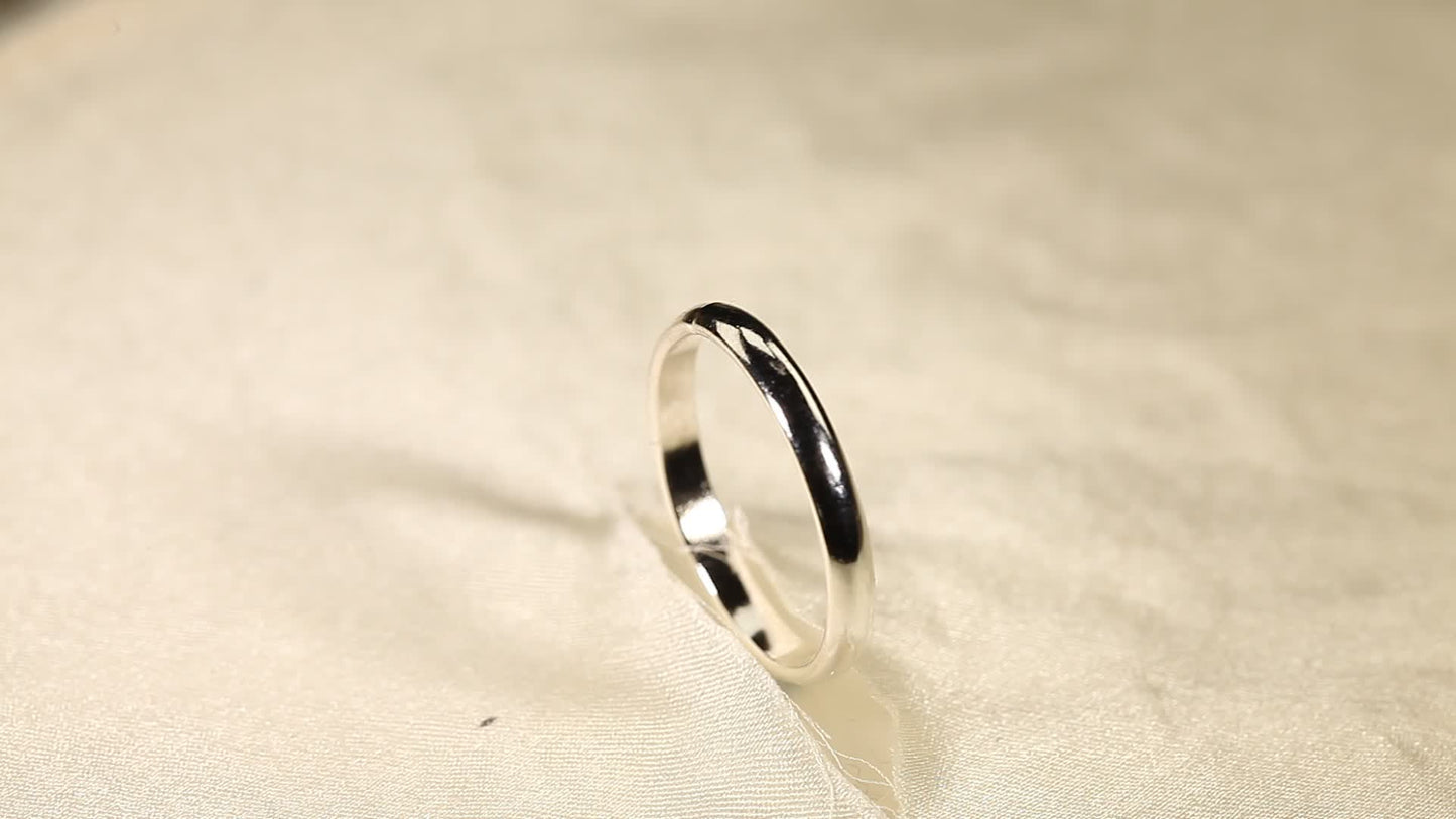 MILA8610 Handmade 925 Sterling Silver 2.6mm Width Classic Style Half Round Band, Handmade and Material Sourced in the U.S., Can be Worn Everyday Without Taking Off, Available in U.S. Standard Sizes.