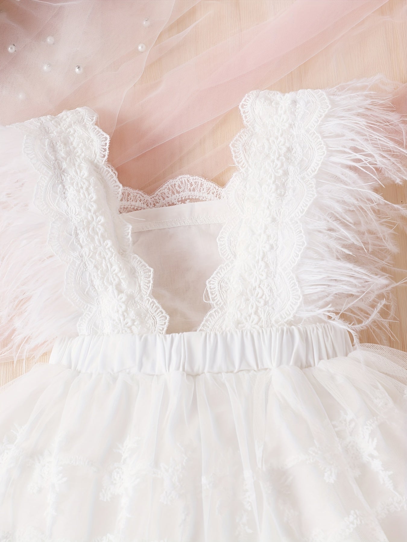 Girls' Summer Sleeveless Lace Dress with Floral Embroidery & Tulle Skirt - Knee-Length Princess Dress, White with Pink & Blue Roses, Elegant Bow Detail, Perfect for Weddings & Special Occasions, Princess Dress for Girls, Wedd